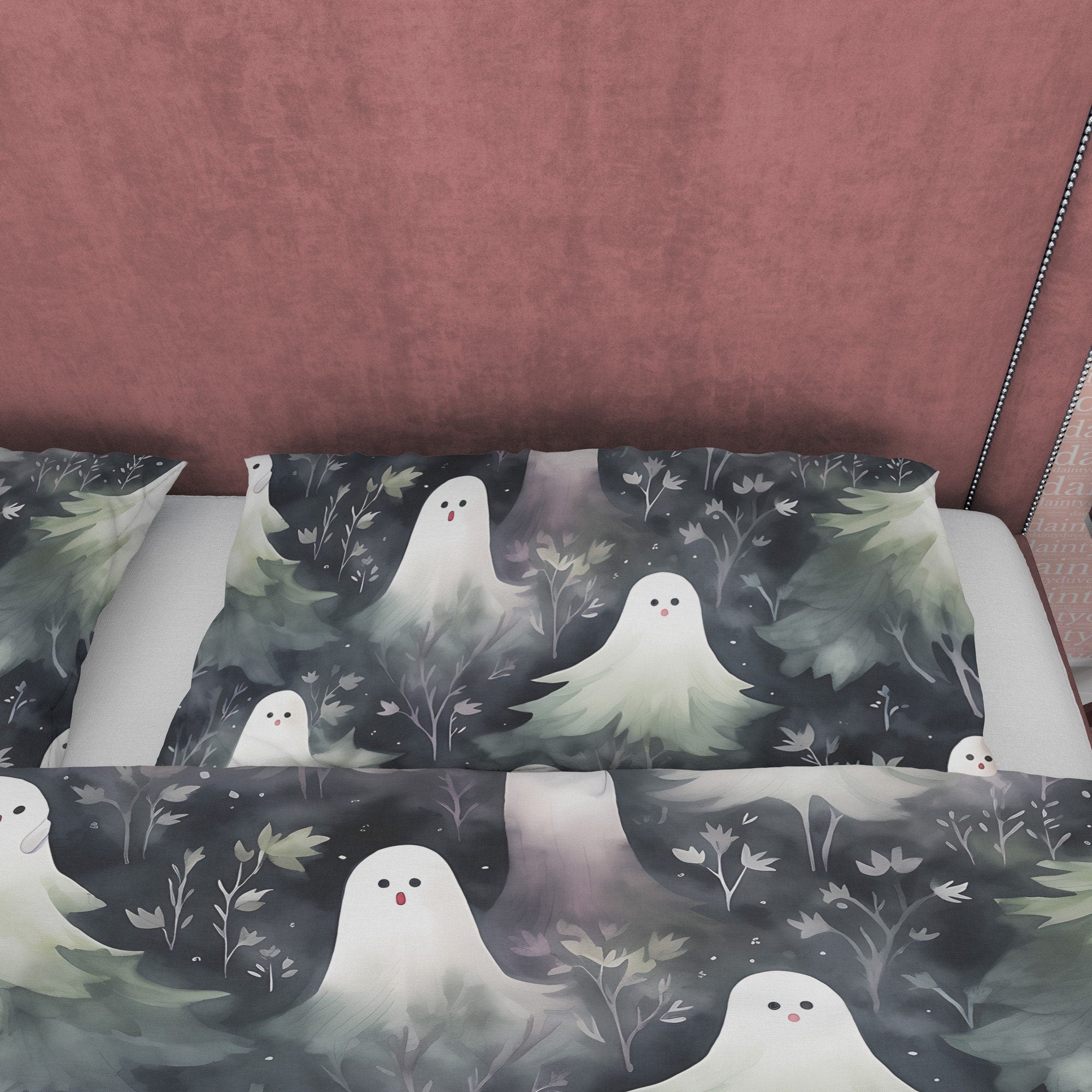 Black And White Ghost Duvet Cover Set, Creepy Quilt Cover Aesthetic Zipper Bedding, Haunted Forest Blanket Cover Halloween Room Decor