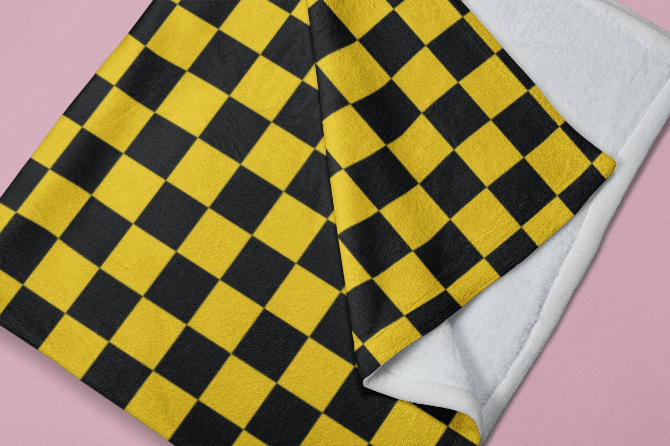 daintyduvet Chess Board Inspired Check Pattern Yellow Soft Fluffy Velvet Flannel Fleece Throw Blanket
