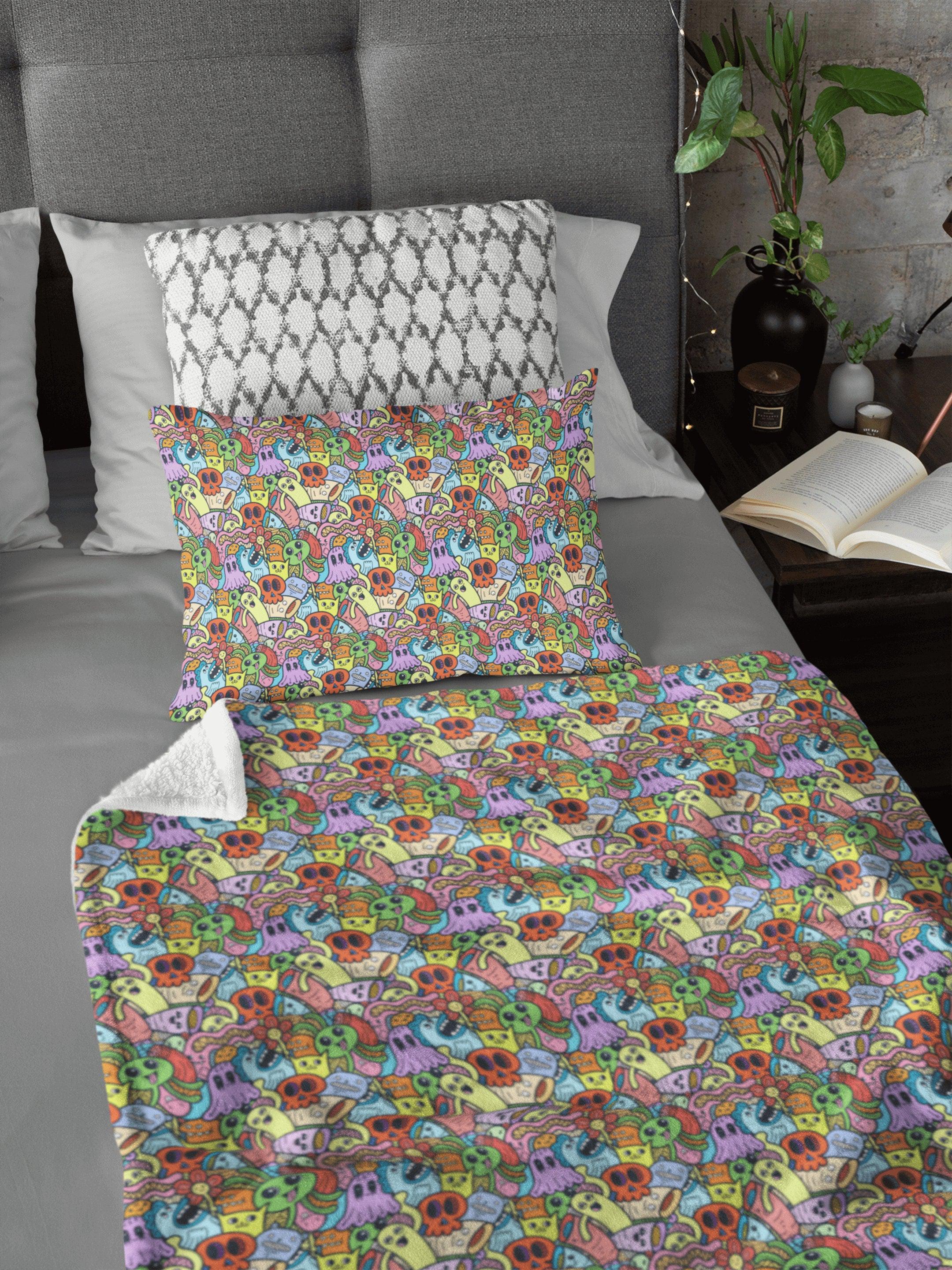 daintyduvet Colorful Kawaii Doodle Soft Fluffy Velvet Flannel Fleece Throw Blanket