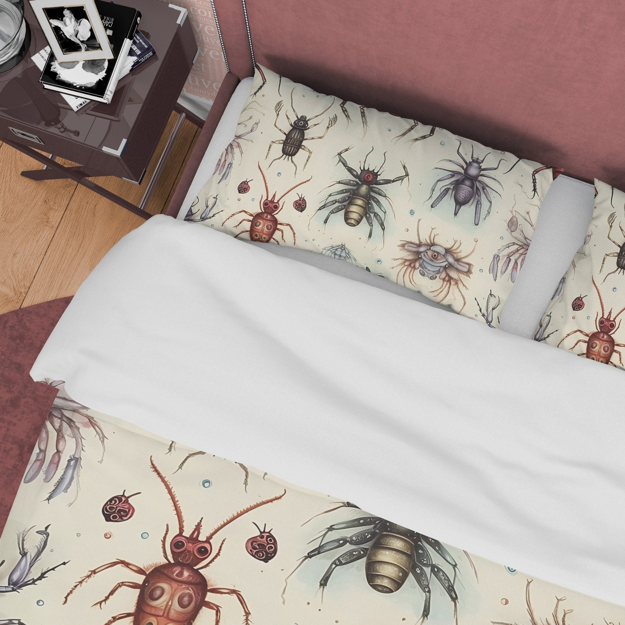 Creepy Insect White Halloween Duvet Cover Set & Pillowcase, Scary Insect Quilt Cover Aesthetic Zipper Bedding, Halloween Room Decor,