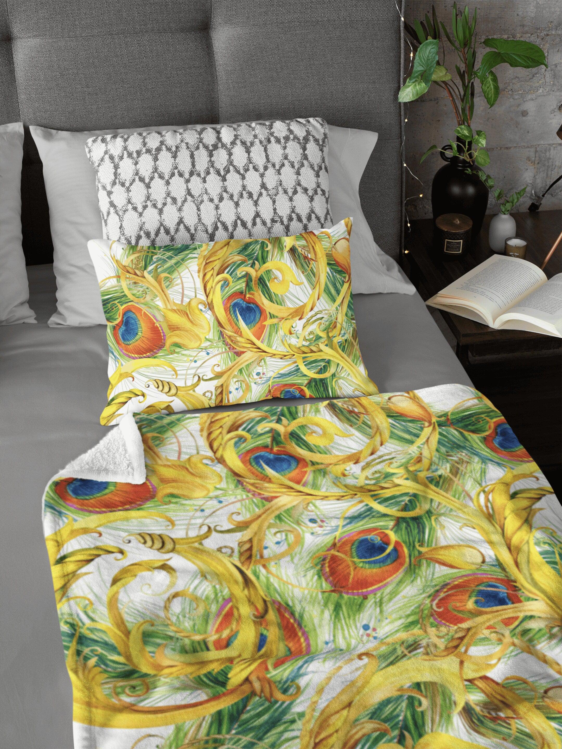 daintyduvet Luxurious Peacock Feather Design Soft Fluffy Velvet Flannel Fleece Throw Blanket