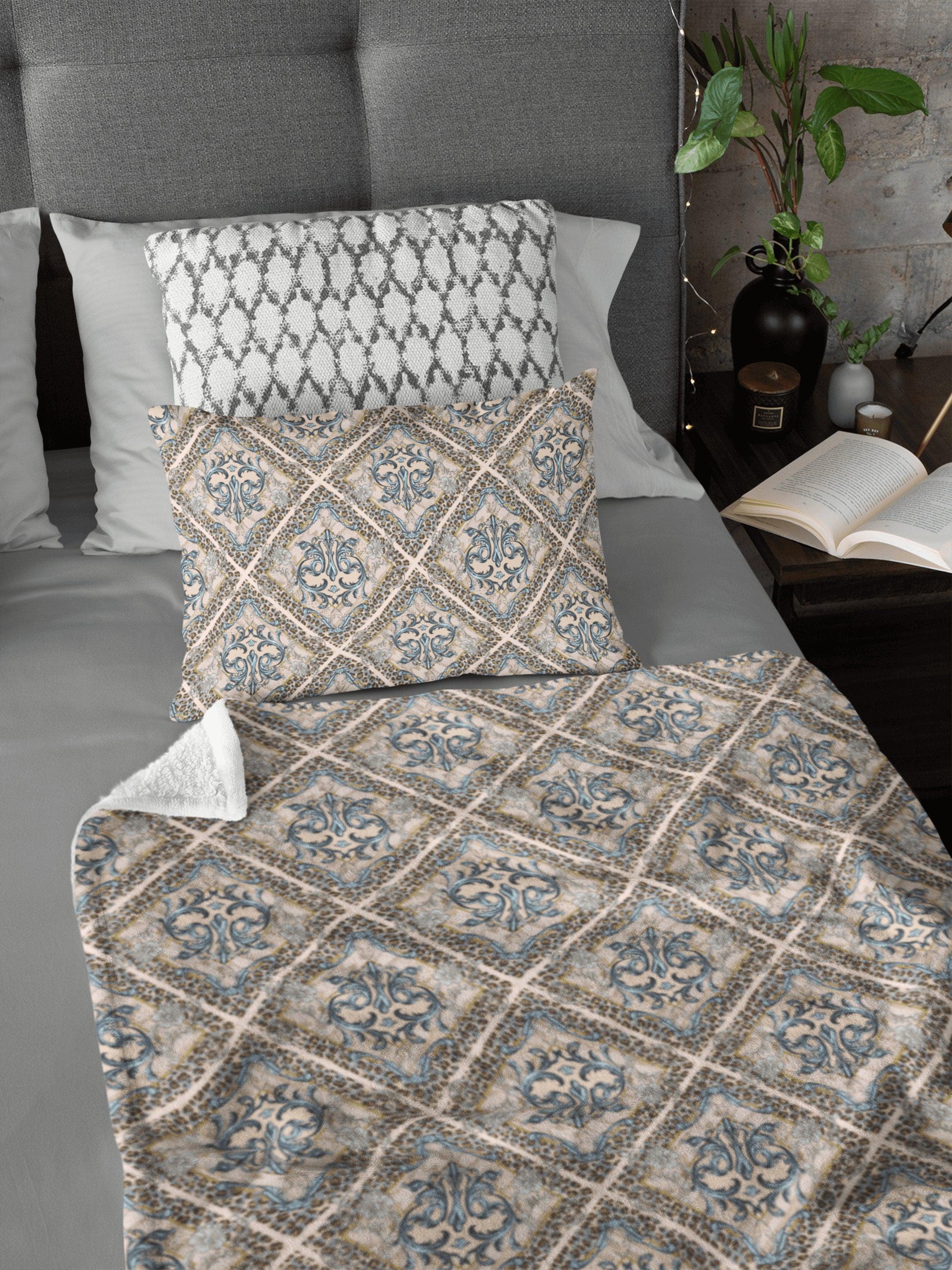 daintyduvet Modern Victorian Baroque with Leopard Prints Soft Fluffy Velvet Flannel Fleece Throw Blanket