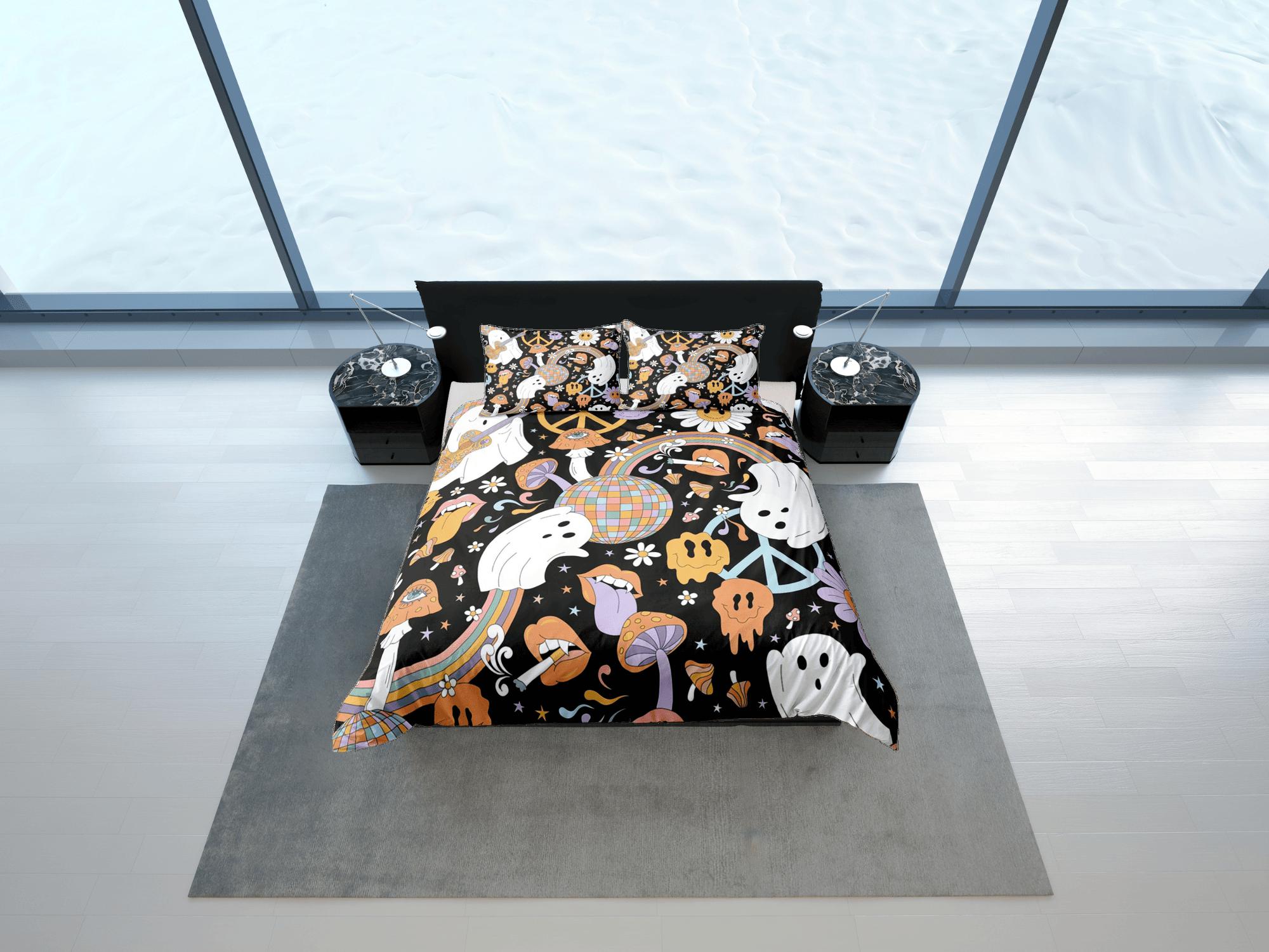 daintyduvet Retro cute ghost and smiley 90s halloween bedding hippie duvet cover set, colorful dorm bedding, teens bedroom, adult duvet, toddler bedding