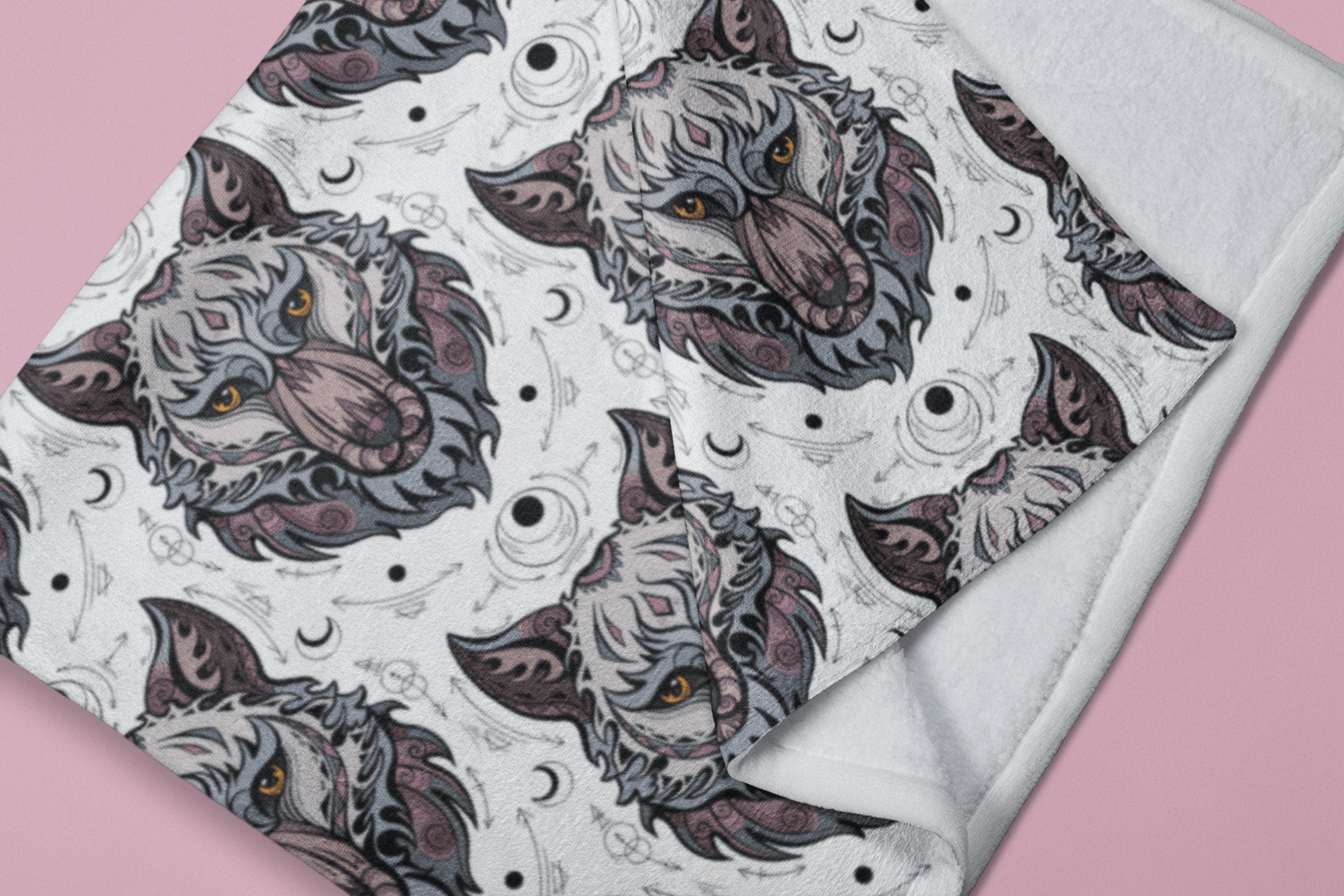 daintyduvet Tribal Wolf White Soft Fluffy Velvet Flannel Fleece Throw Blanket