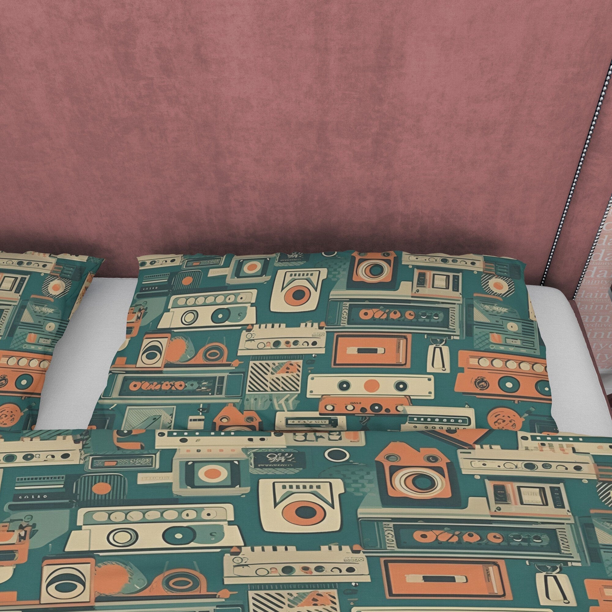 Vintage Gadget Geometric Duvet Cover Retro Bedding Set, Unique Audio Speaker Green Blanket Cover, Old Camera Quilt Cover, Zipper Bedding