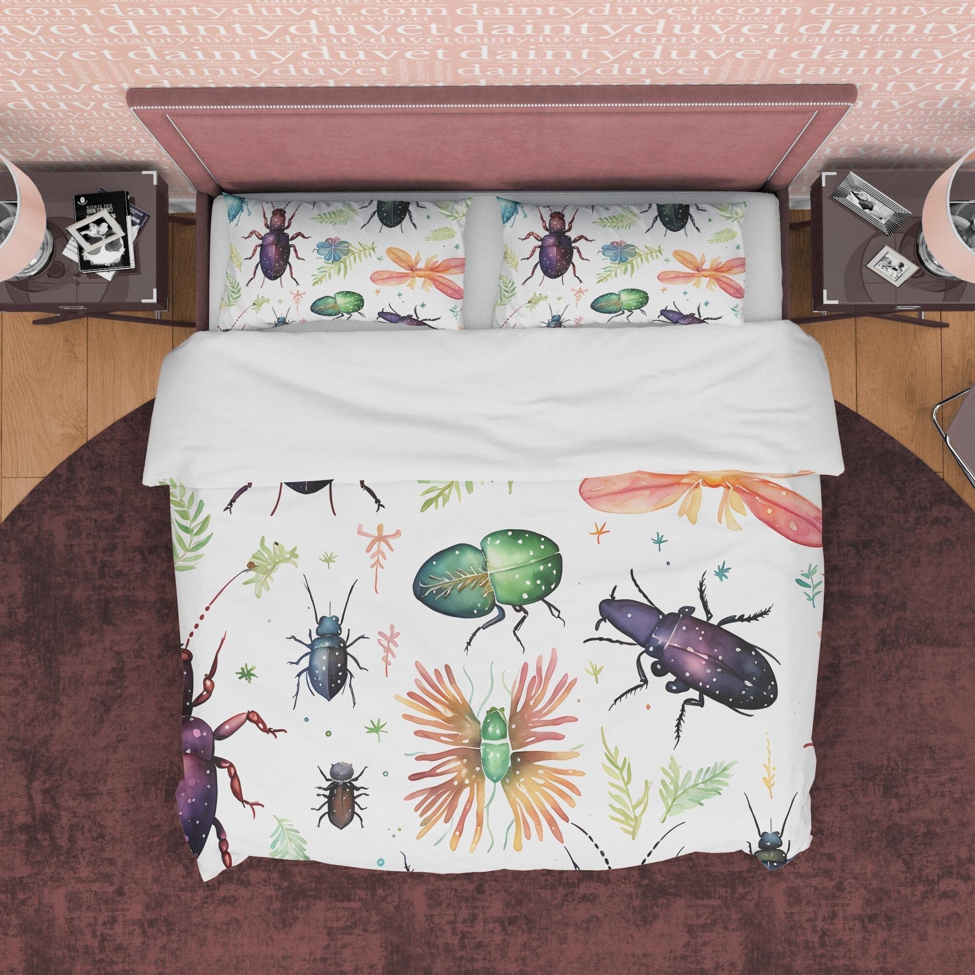 Creepy Insect Halloween Duvet Cover Set & Pillowcase, White Unique Aesthetic Zipper Bedding, Scary Child's Room Decor, Bug Blanket Cover