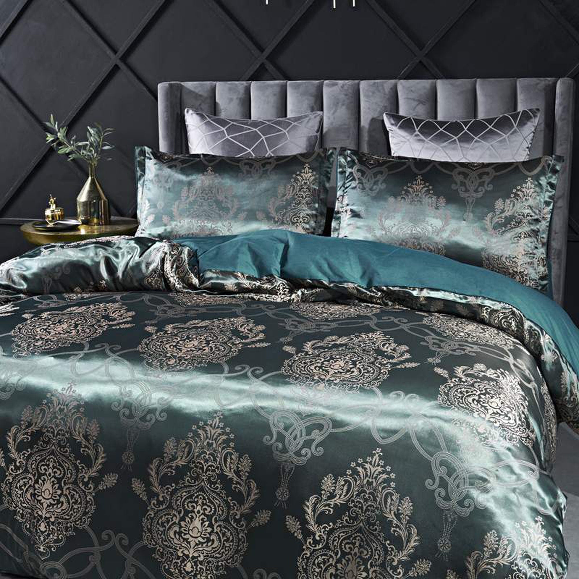 daintyduvet Luxury Green Duvet Cover Set, Jacquard Fabric Aesthetic Bedding Decorative, Embroidered Bedding Set