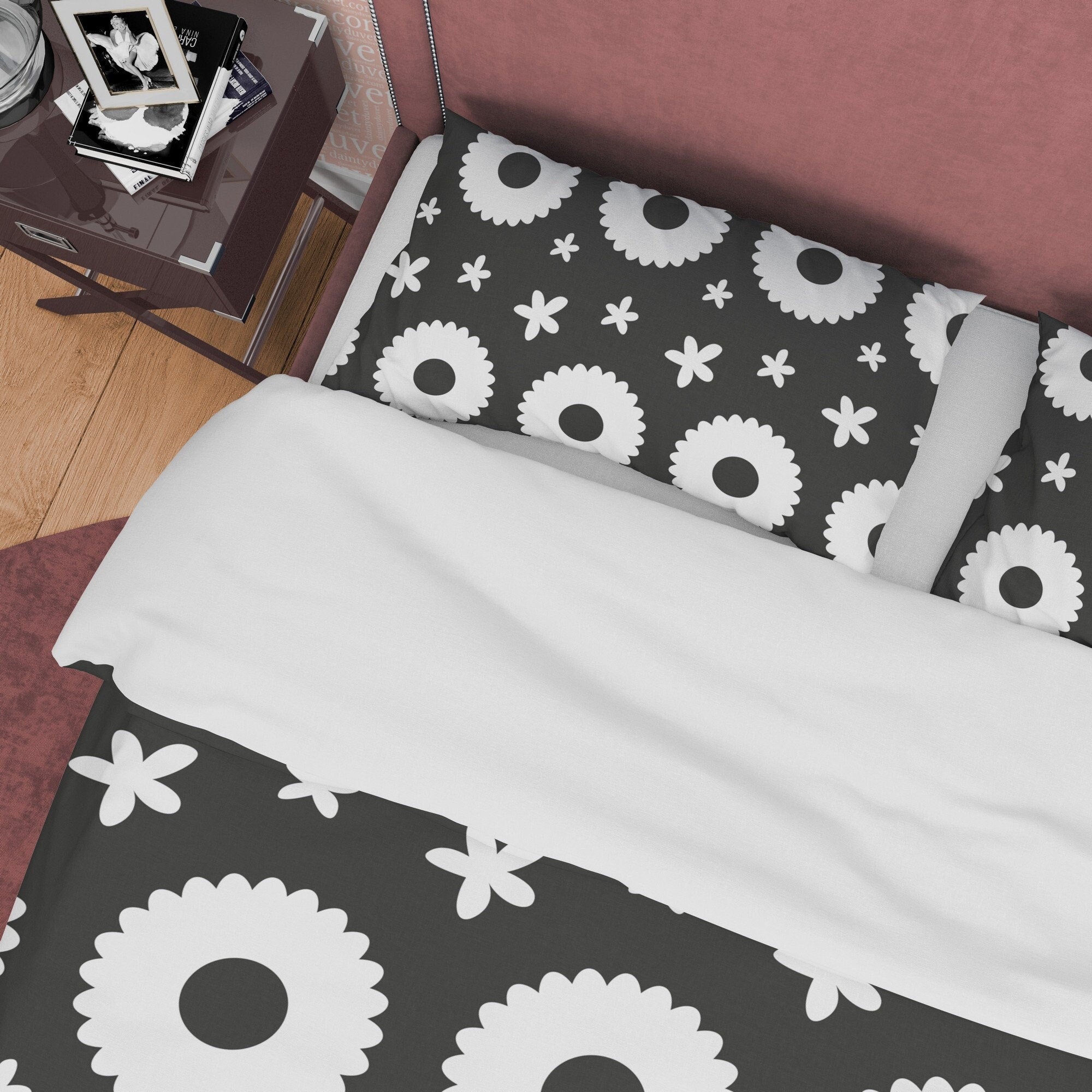 Retro Black and White Duvet Cover Set, Geometric Printed Bedding Set, Simple 90's Nostalgia Bedspread, Unique Opposite Color Bed Cover