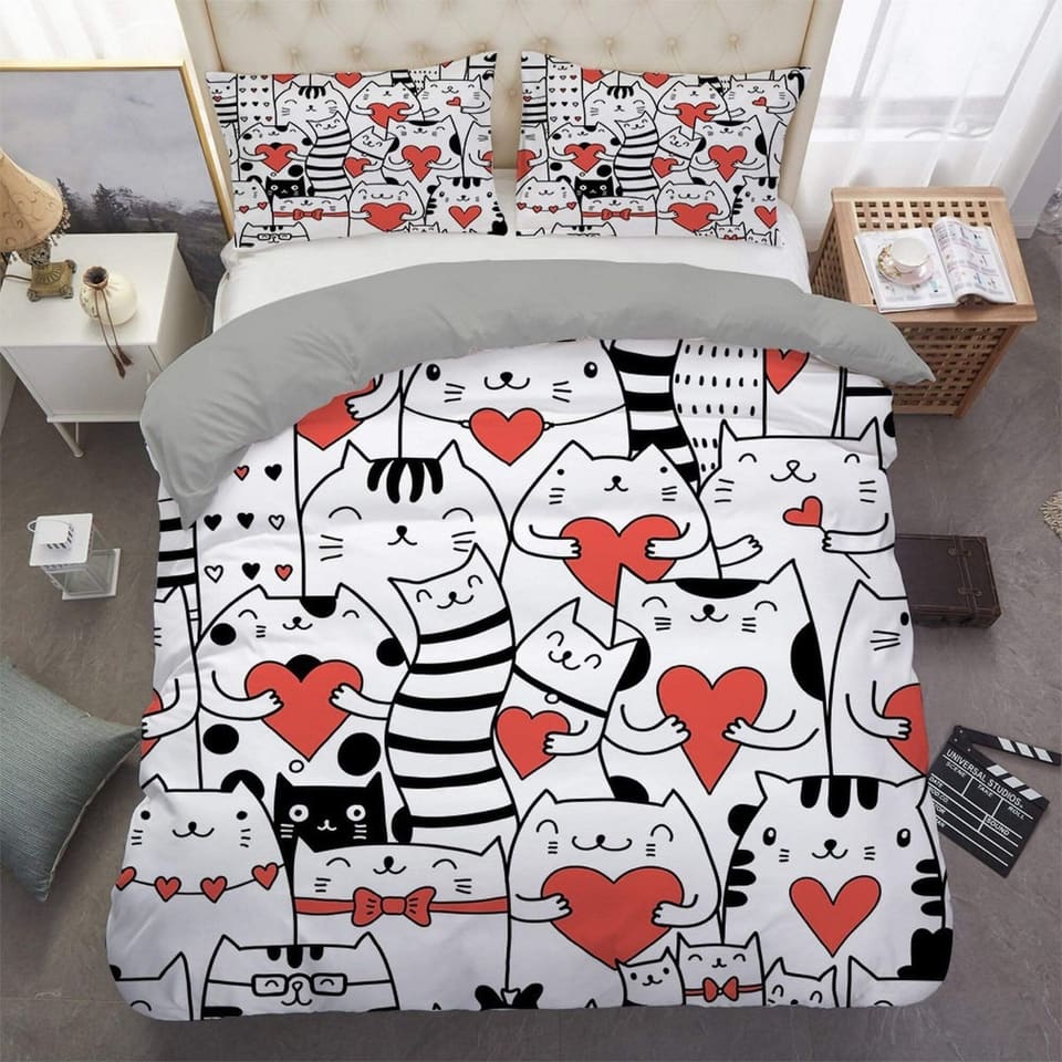 Black and white bedding cats with hearts, unisex toddler bedding, kids duvet cover set, gift for cat lovers, baby bedding,…