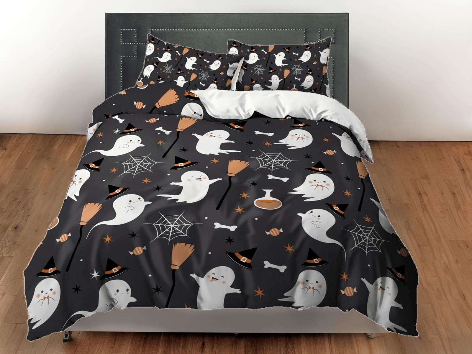 Cute ghost spider web halloween bedding & pillowcase, gothic black duvet cover, dorm bedding, goth decor toddler bedding,…