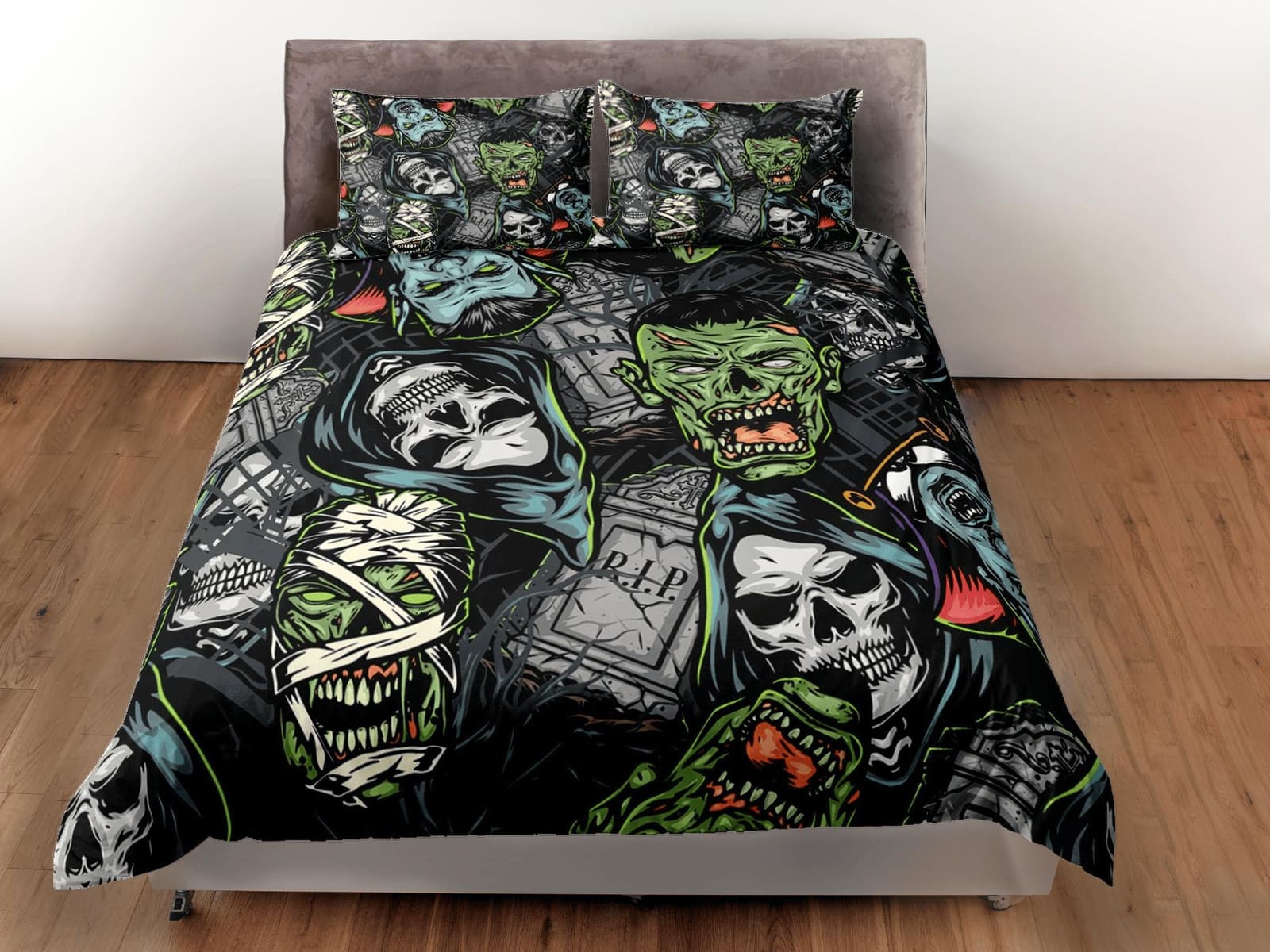 Gory horror zombie and skull faces halloween bedding & pillowcase, duvet cover, dorm bedding, goth decor toddler bedding,…