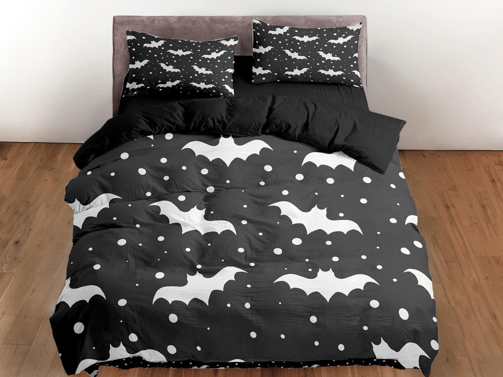 Polka dot bats halloween full bedding & pillowcase, duvet cover set dorm bedding, halloween decor, nursery toddler bedding…