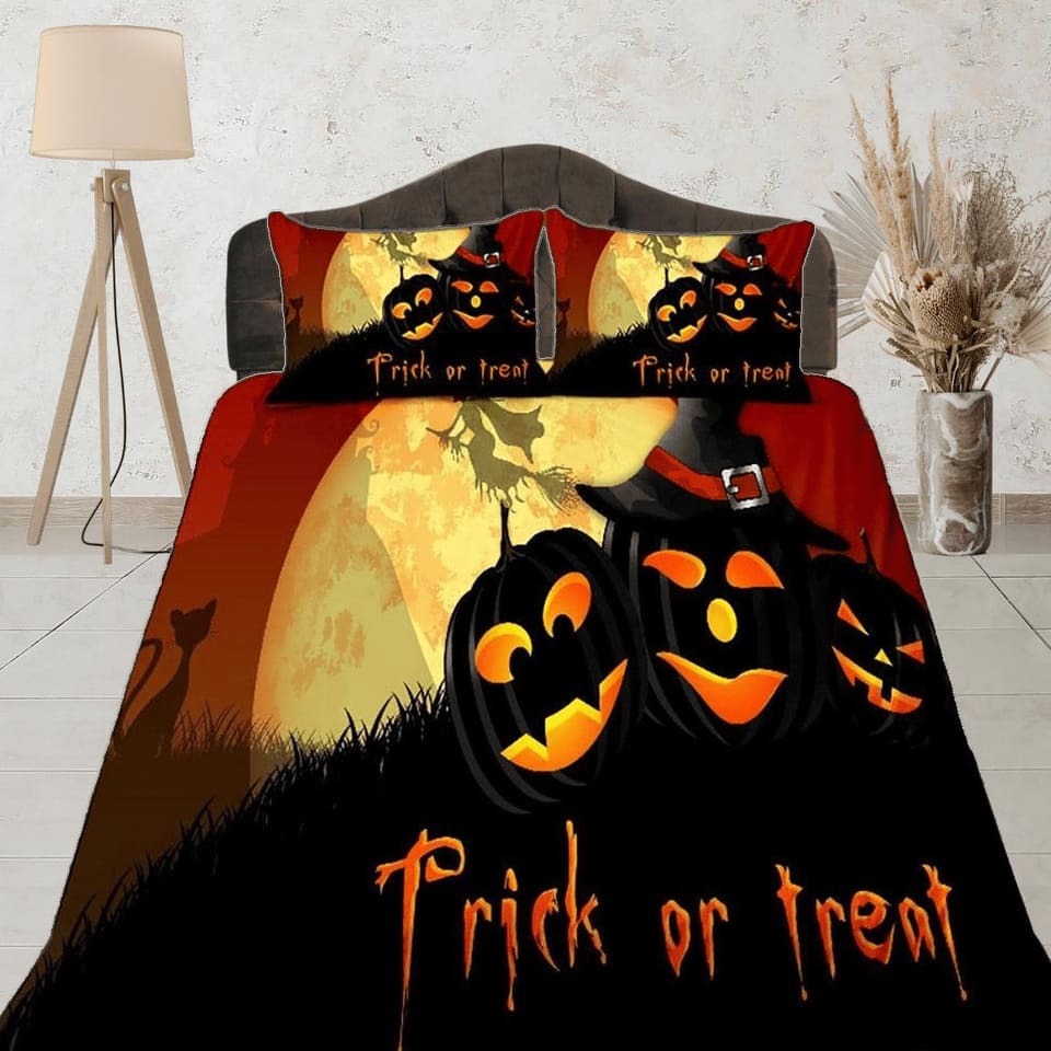Trick or Treat pumpkin halloween bedding & pillowcase, duvet cover, dorm bedding, halloween decor bedding, halloween gift,…