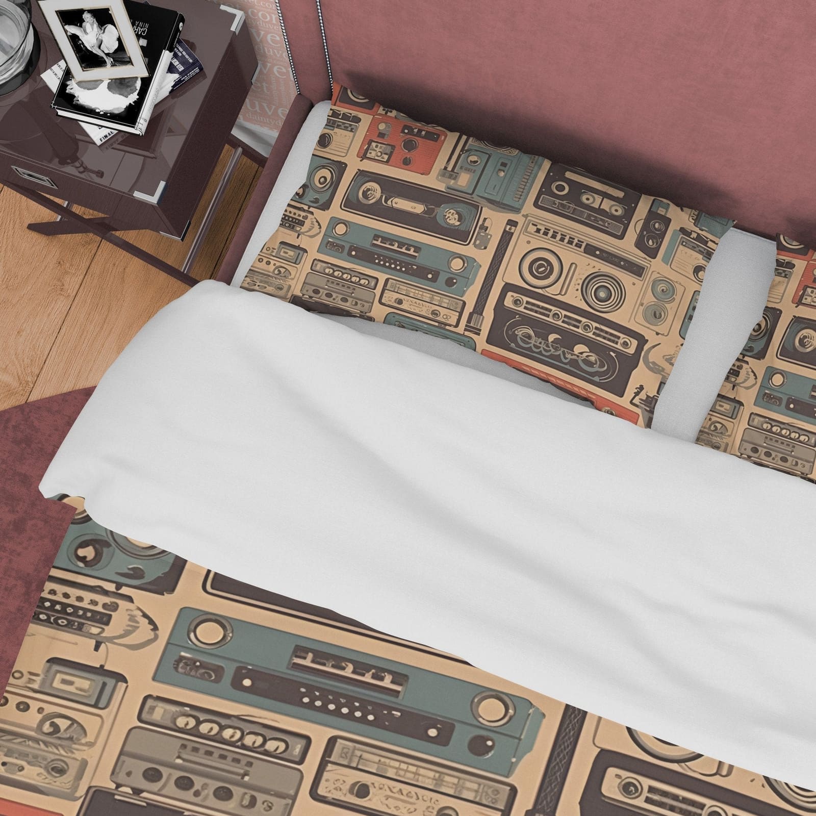 Vintage Radio Retro Bedding Set, Old Gadget Duvet Cover, 70s Nostalgia Quilt Cover, Unique Bedspread, Sound System Bed Cov…